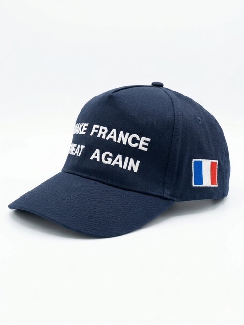 Casquette française brodée Make France Great Again marine
Casquette MFGA broderie point noué profil
Homme portant une casquette française brodée tricolore
Détail broderie point noué casquette française MFGA
Casquette Make France Great Again rouge trois-quarts